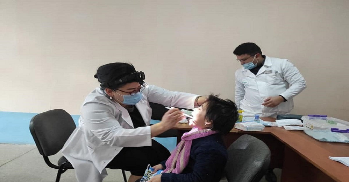 Employees of the departments of the Faculty of Dentistry of SamSMI conducted medical examinations in the districts of Samarkand Region
