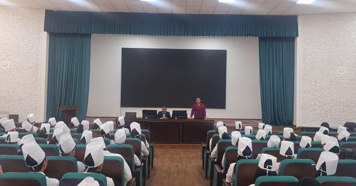 Meeting with students of the Faculty of Medicine
