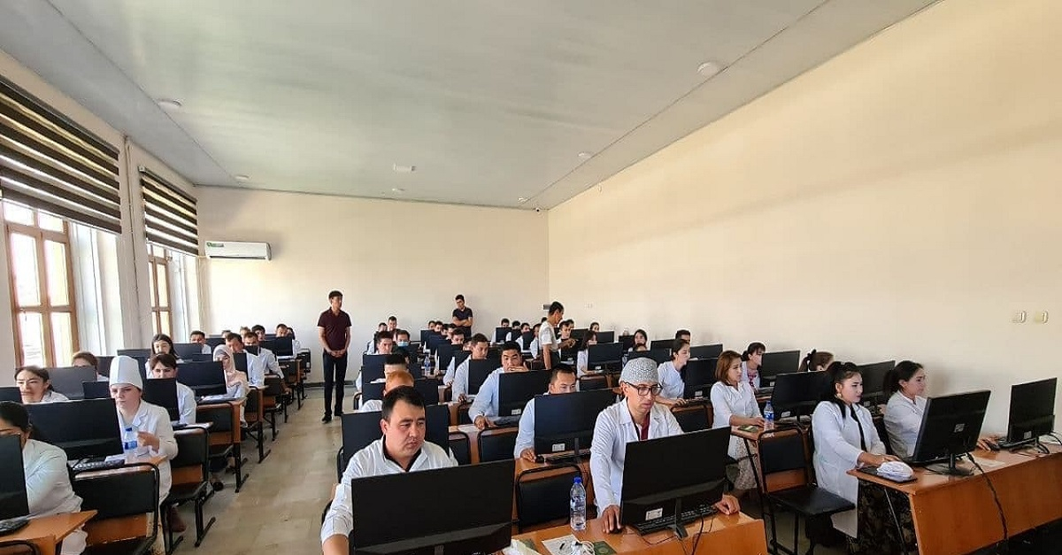 Graduates of the Master's programme take the State Final Examination