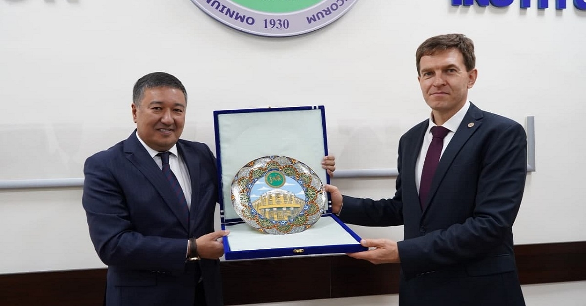 Rector of partner university Privolzhsky Research Medical University (Russian Federation) visits Samarkand State Medical Institute