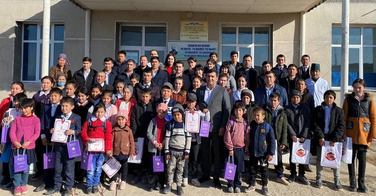 Institute staff organised a celebration at schools in Kushrabad district