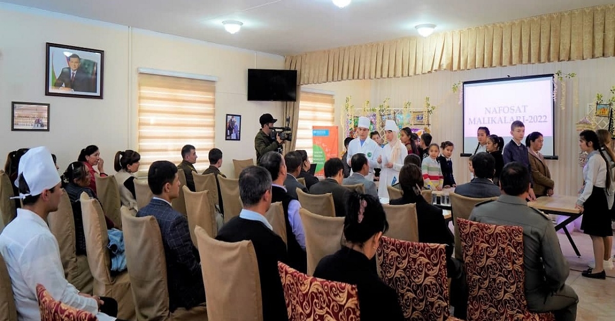 SamSMI team meets pupils of boarding school