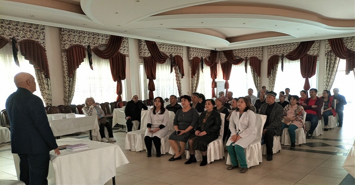 Medical check-up for the inhabitants of the Samarkand mahalla