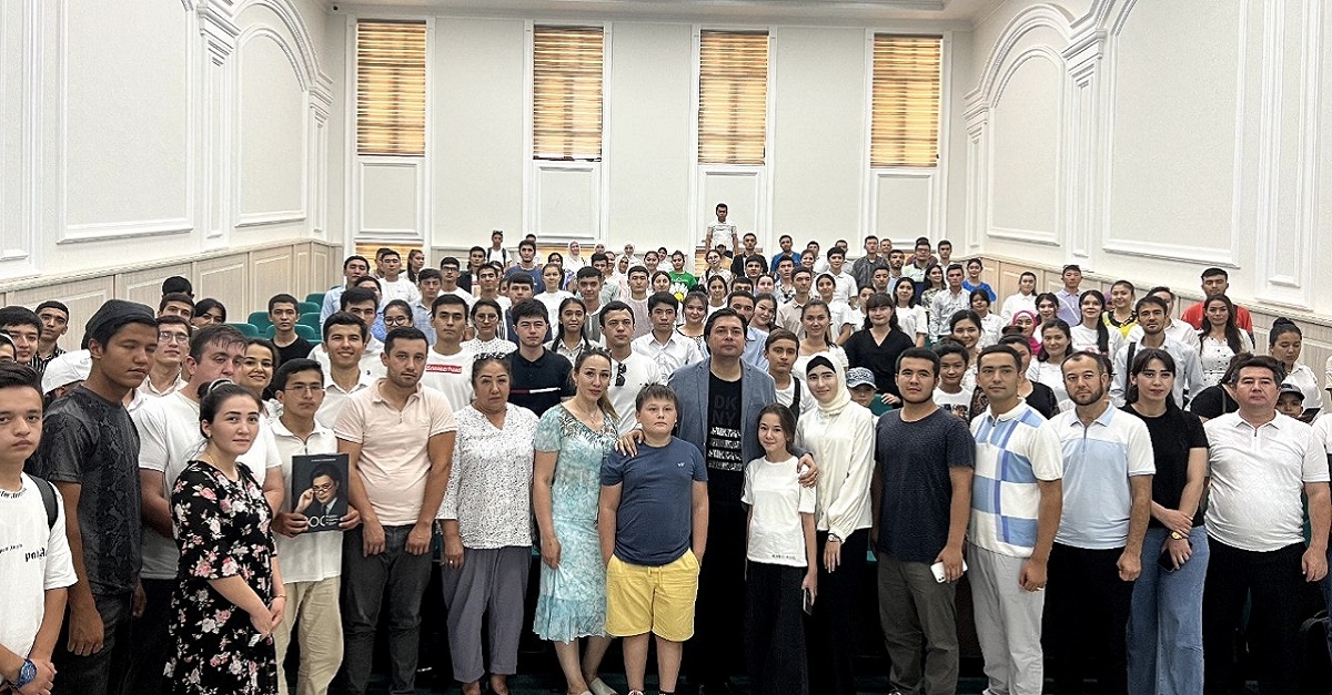 Samarkand State Medical University hosted the presentation of the book “100 Non-Random Encounters on the Way to Takeoff”