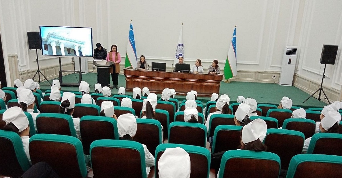 Practical meeting with female university students