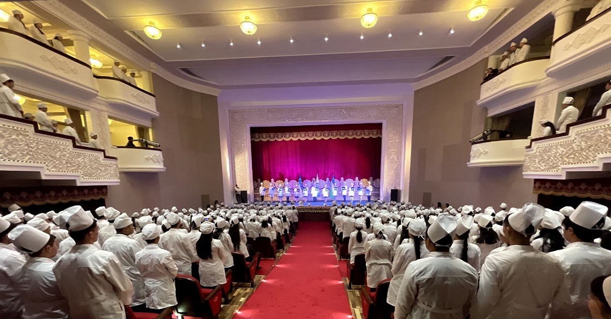 Oath ceremony for first-year students of Samarkand State Medical University