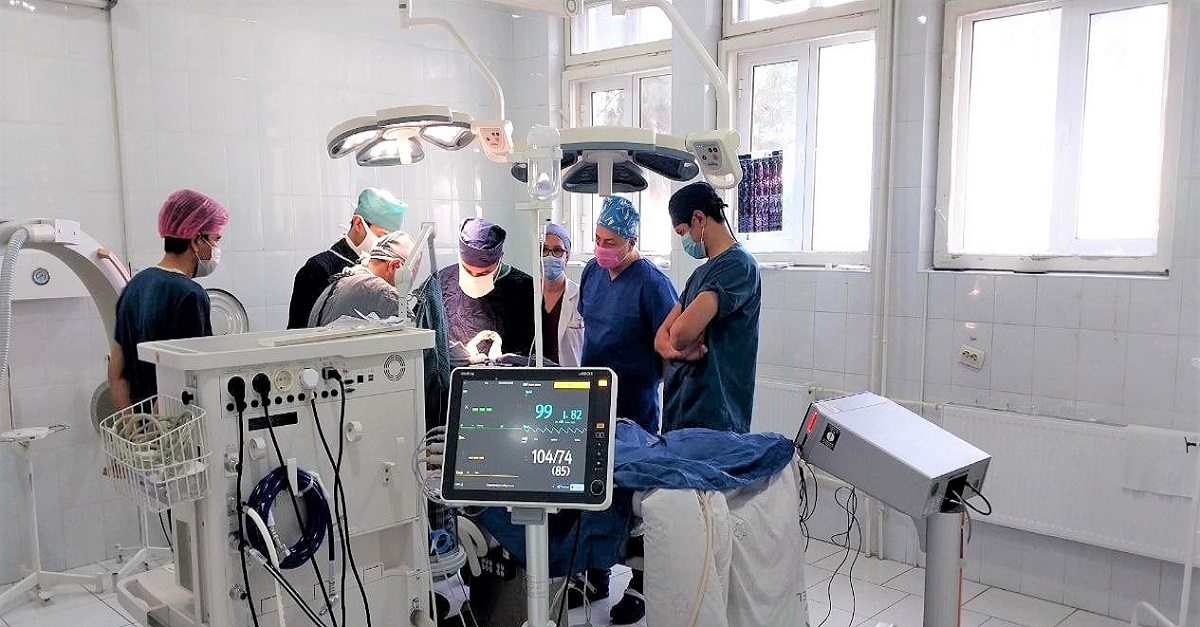 Master class in neurosurgery with the participation of a Turkish professor
