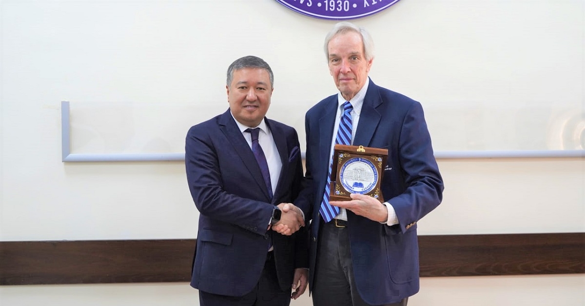 Samarkand State Medical University establishes cooperation with Webster University (USA)