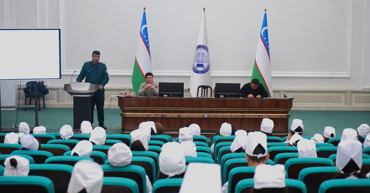 A preventive meeting with university students was held