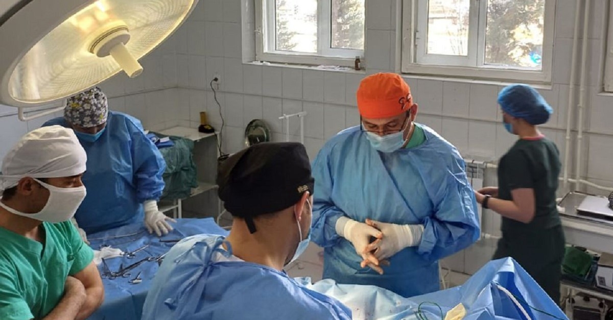 ​SamDTU Ko‘p tarmoqli klinikasi Neyroxirurgiya bo‘limida homilador ayoldagi disk churrasi muvaffaqiyatli operatsiya qilindi