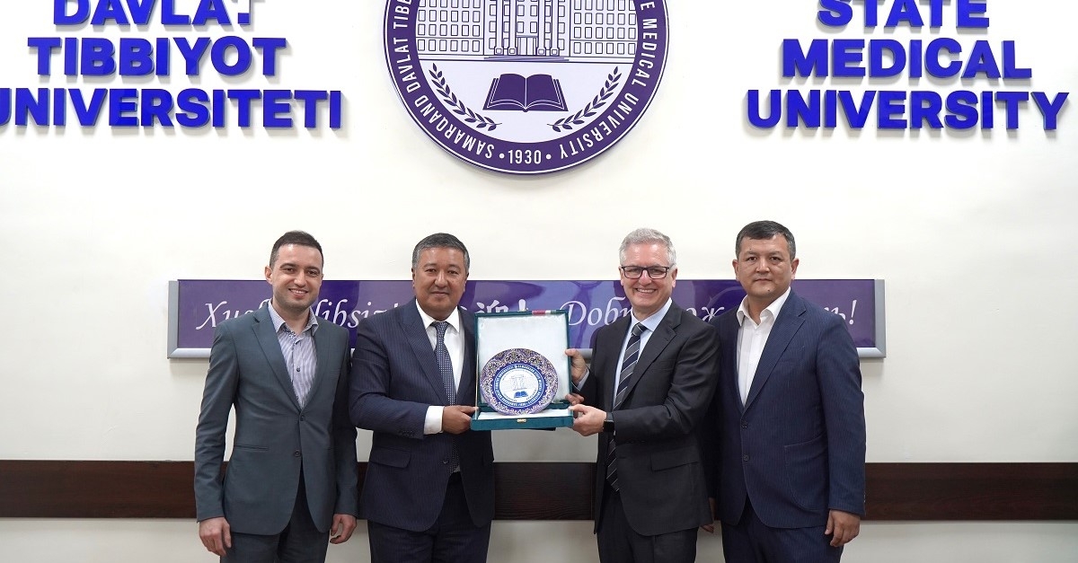 Organized seminar for students with participation of professor from Uruguay